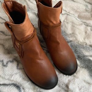 Women’s boots